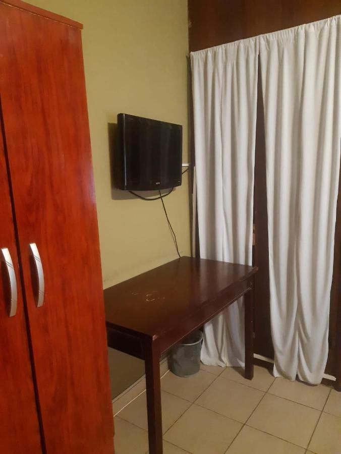 Hotel Duclout Confort Inn Monte Grande Εξωτερικό φωτογραφία